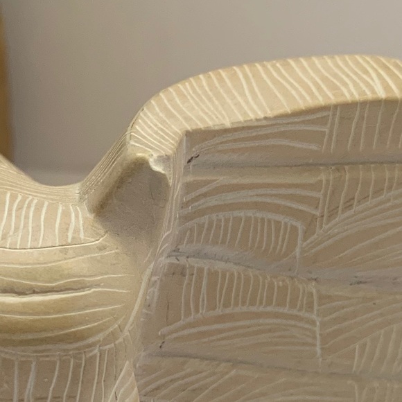 Vintage elephant hand carved soapbox from Kenya - Picture 8 of 8